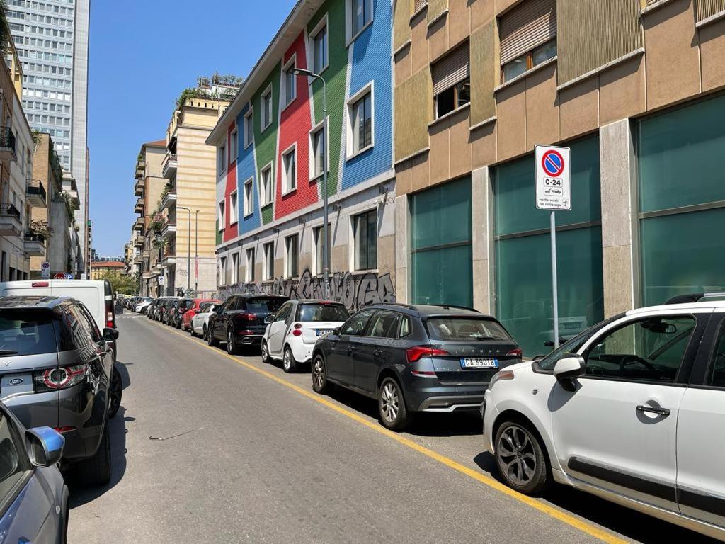 Kibilu - Via Casati 32 - Stazione Centrale - Corso Buenos Aires - Shopping Area Milan Luaran gambar